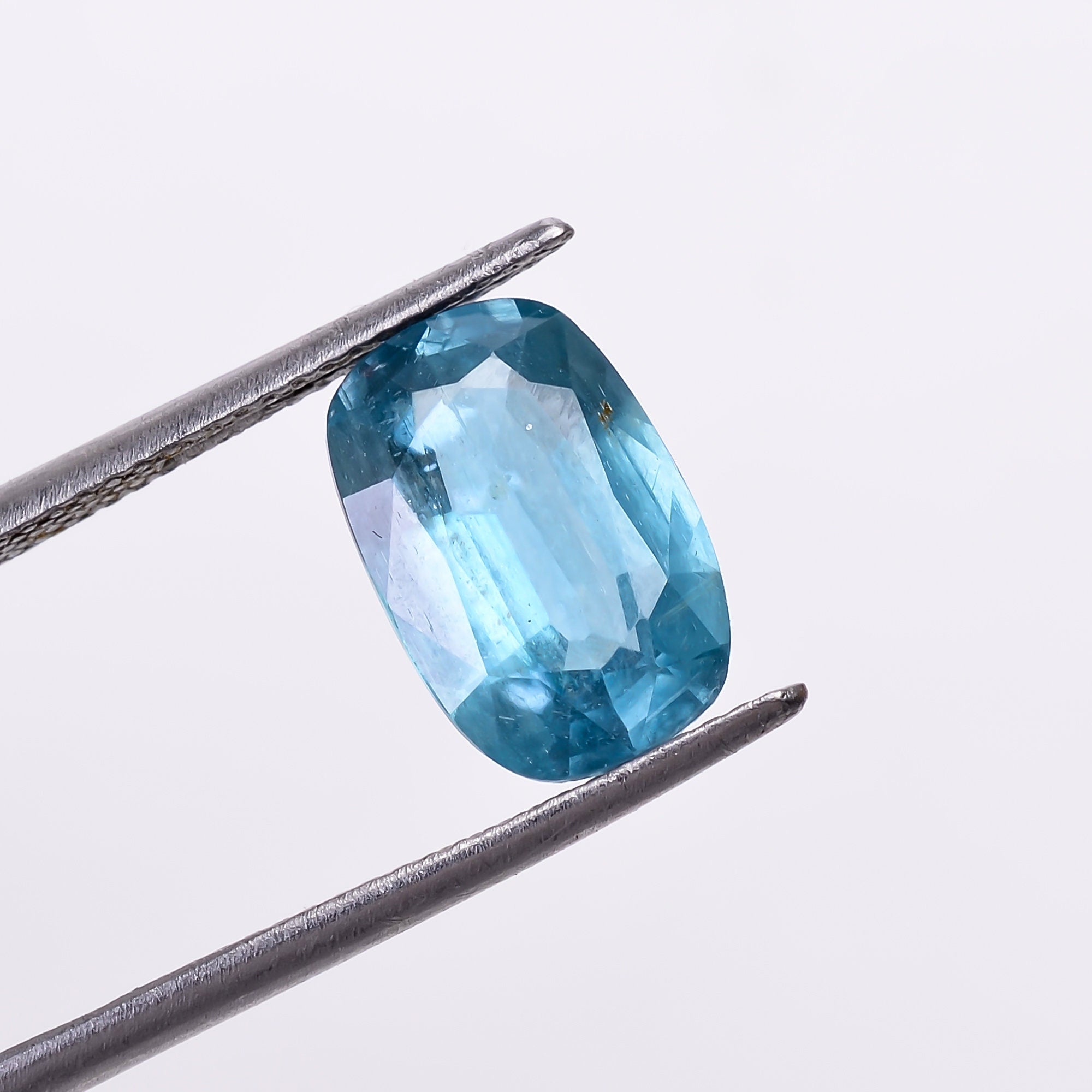 natural blue kyanite radiant shape cut stone loose gemstone